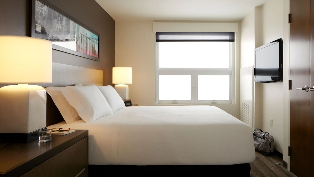 HYATT house Belmont/Redwood Shores 8/50