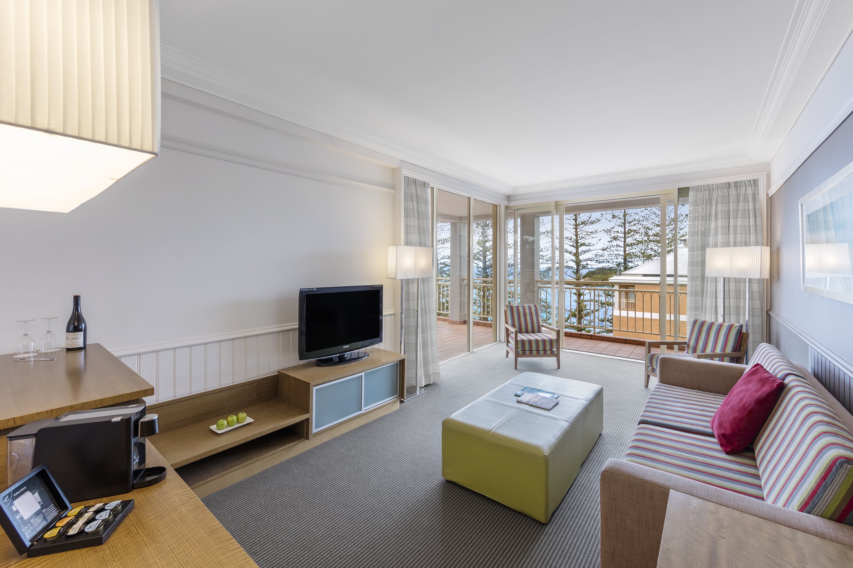 Crowne Plaza Terrigal 56/75