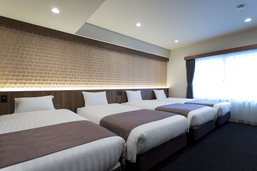 Kadoya Hotel 28/72