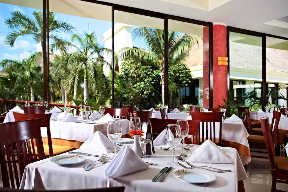 Bahia Principe Explore Coba All Inclusive 55/73