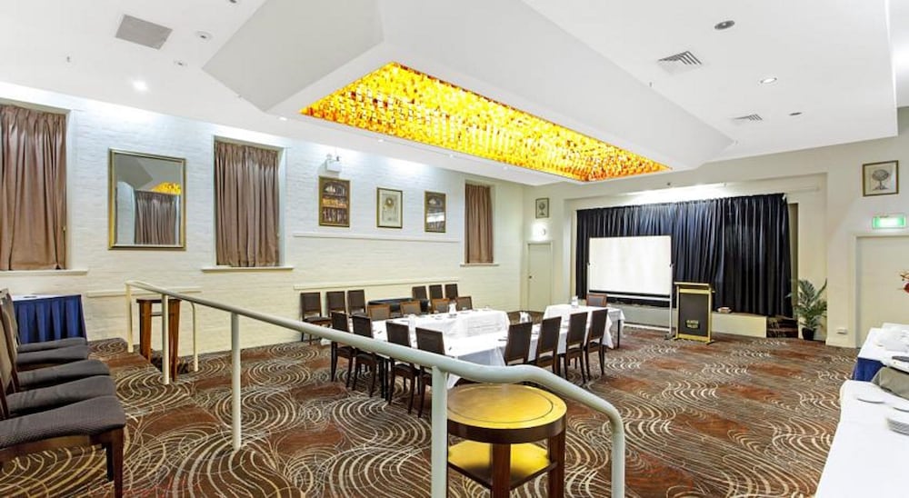 Mercure Maitland Monte Pio 31/50