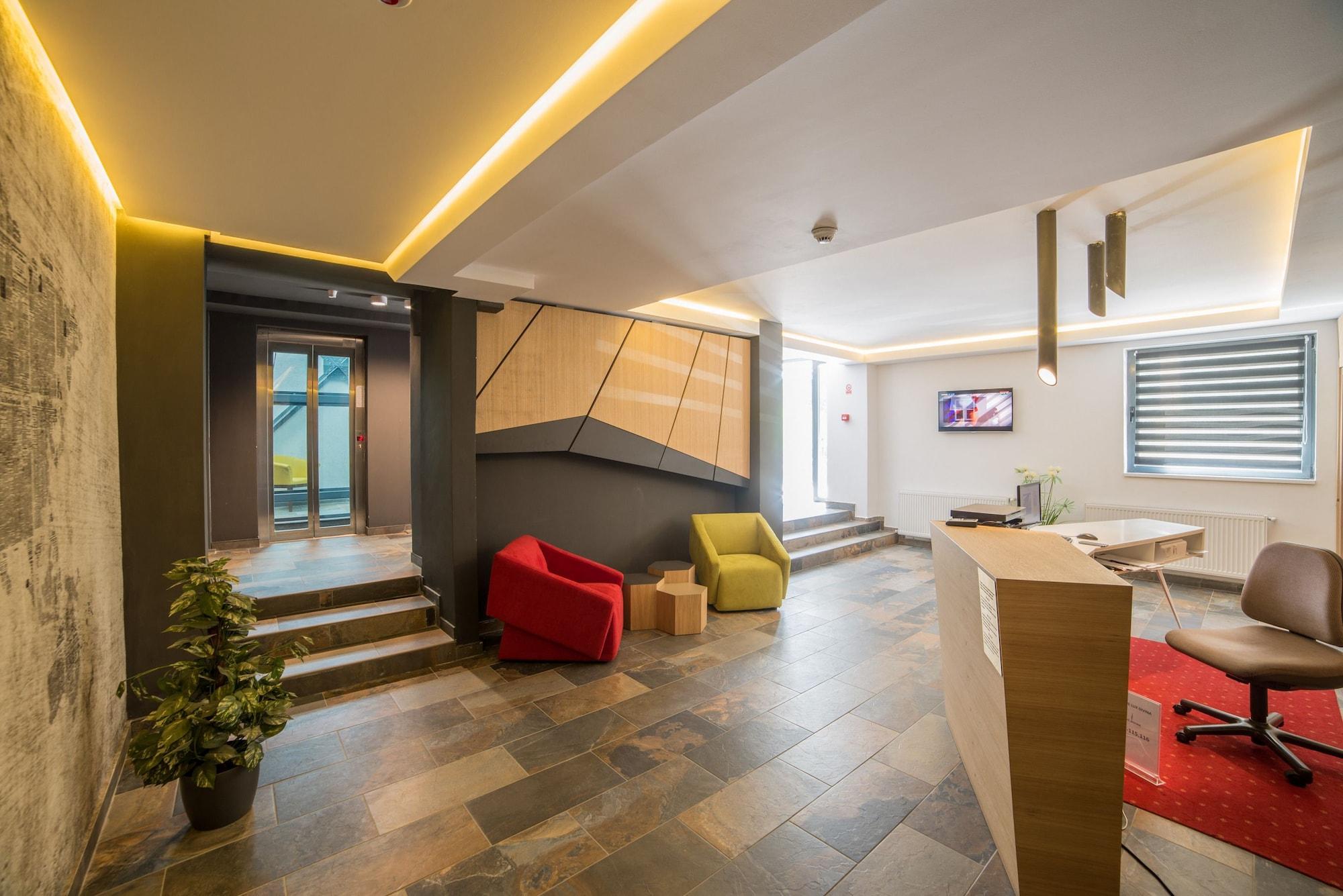 Hotel Lux Divina 13/18