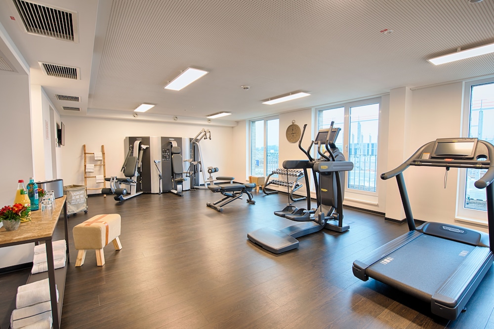 LOGINN Hotel Stuttgart Zuffenhausen 18/35