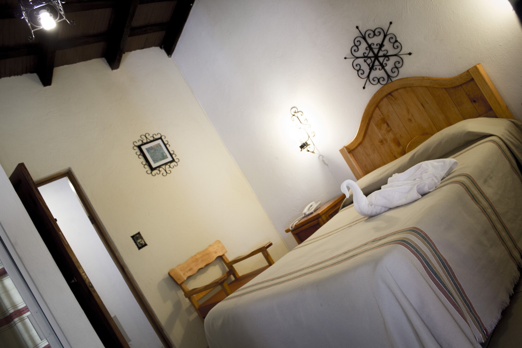 Superior, King Bed, Hotel Pie de la Sierra 4/10