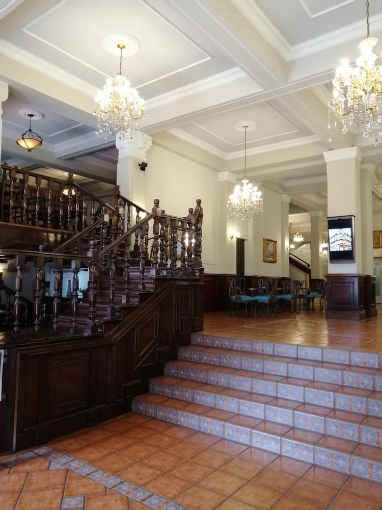 Hotel Royal Palace 12/64