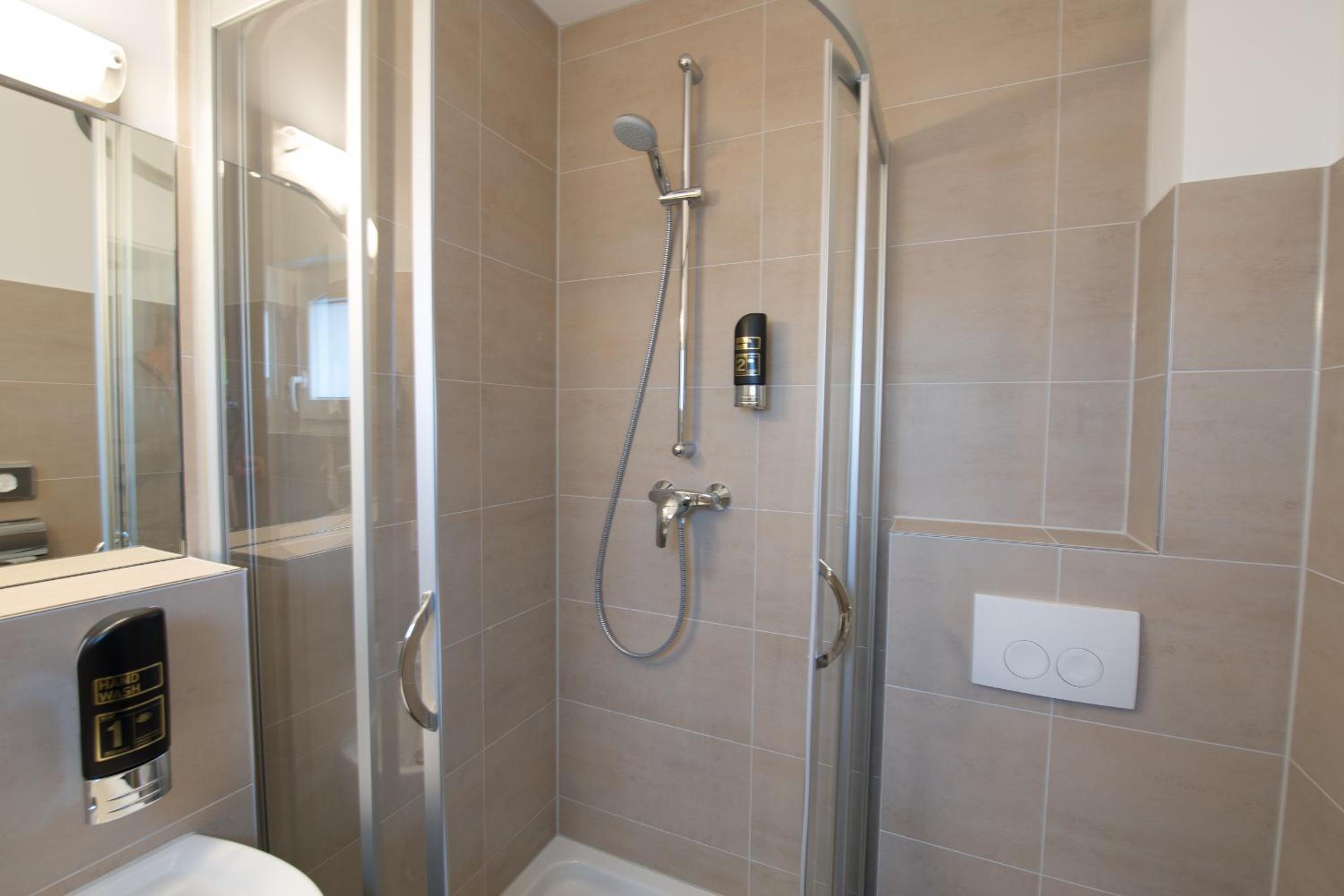 غرفة بسرير مزدوج أو سريرين منفصلين، Goethe Business Hotel 10/10