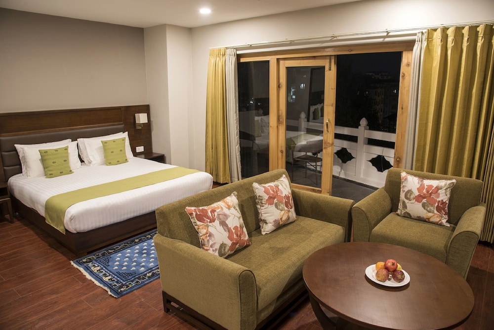 1 BEDROOM, SUPERIOR, DOUBLE BED, BALCONY