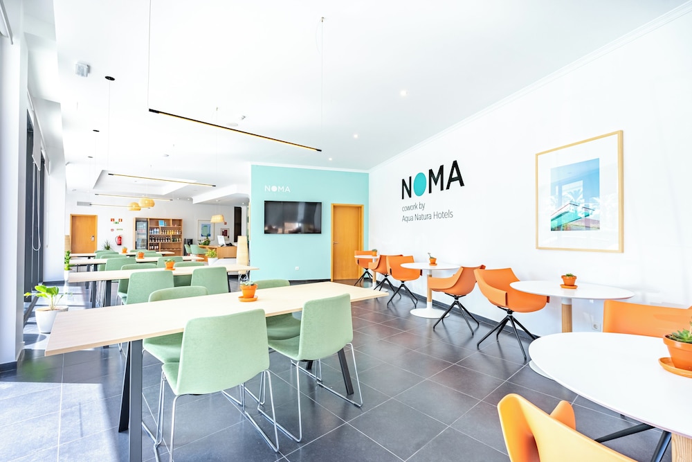 Studios by Aqua Natura Hotels 33/43