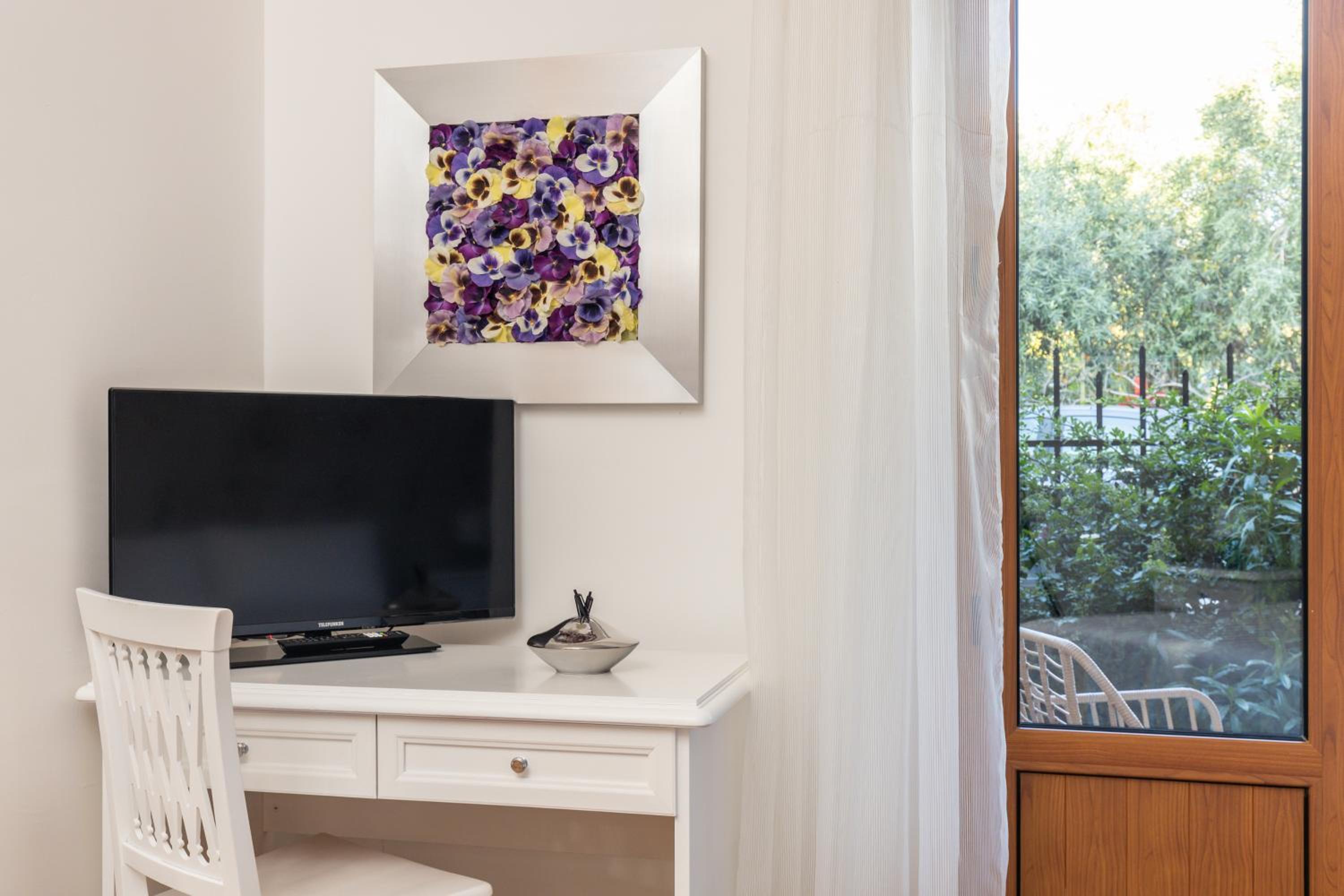 Hotel Donatella 37/50