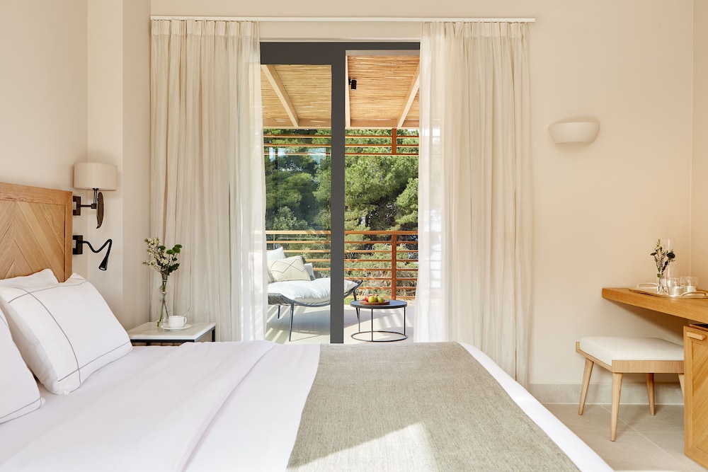 Nest, Deluxe, Suite, Villa, Double Bed, Sofa, High Floor