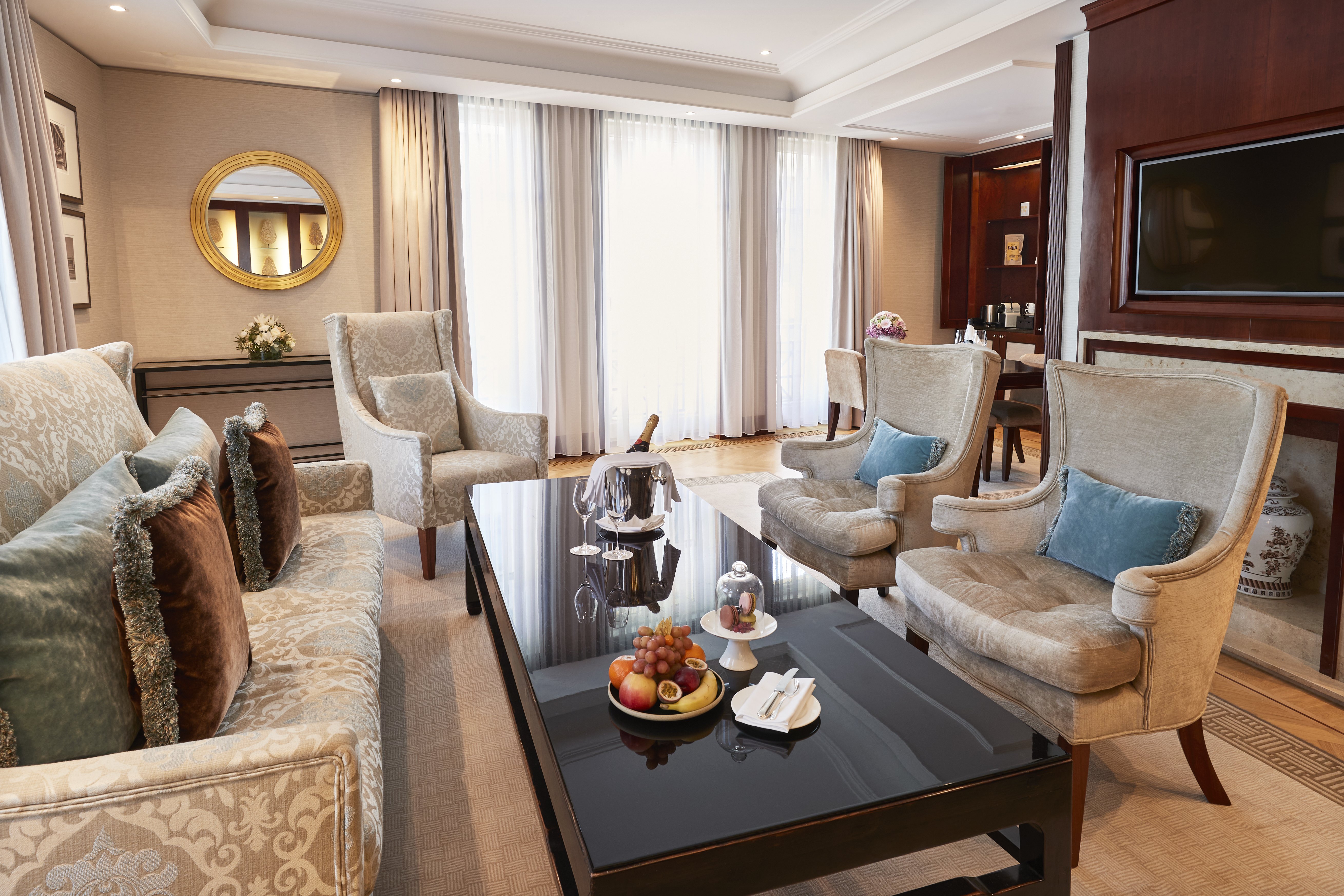 Hotel Adlon Kempinski Berlin 60/73