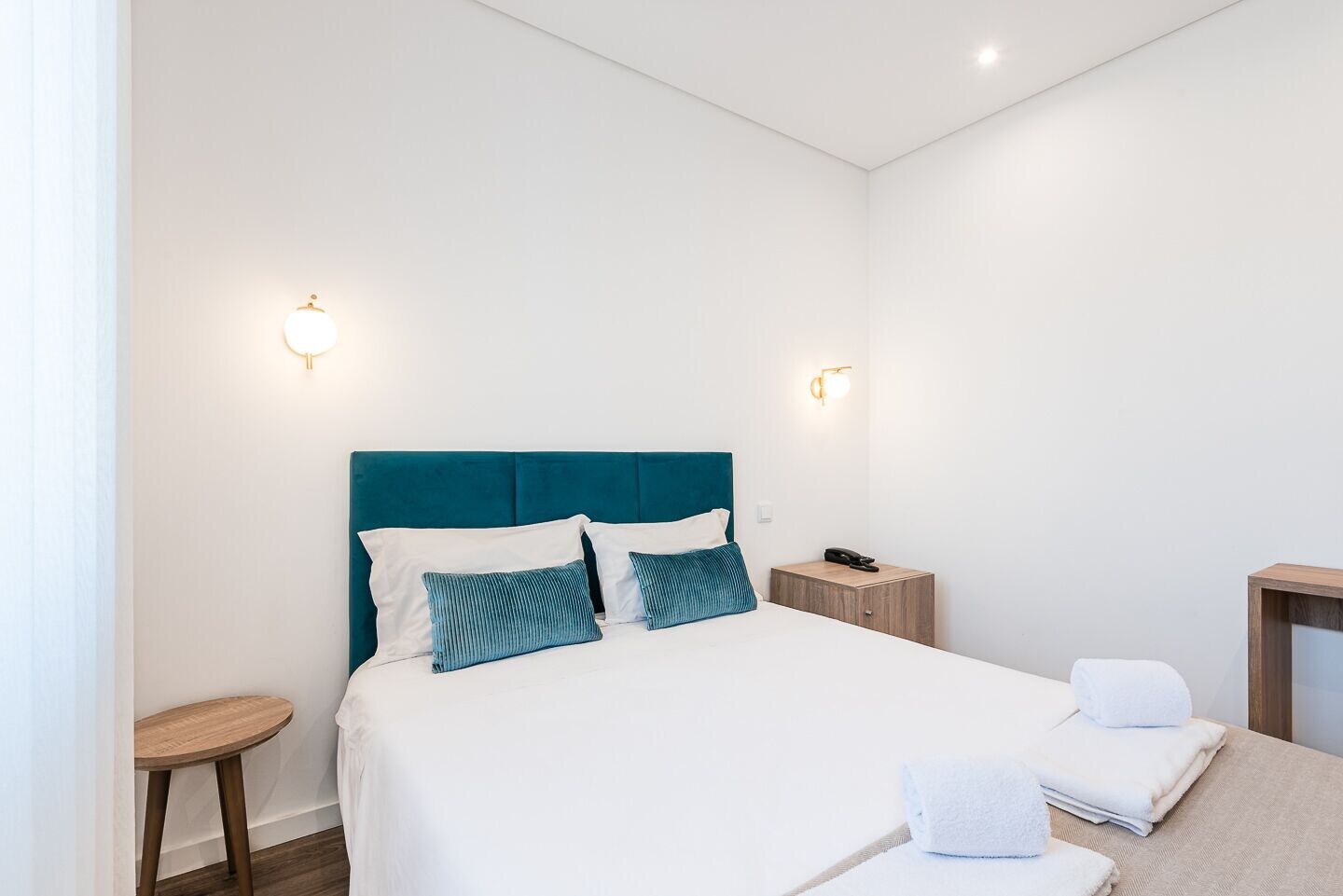 SUPERIOR, DOUBLE BED