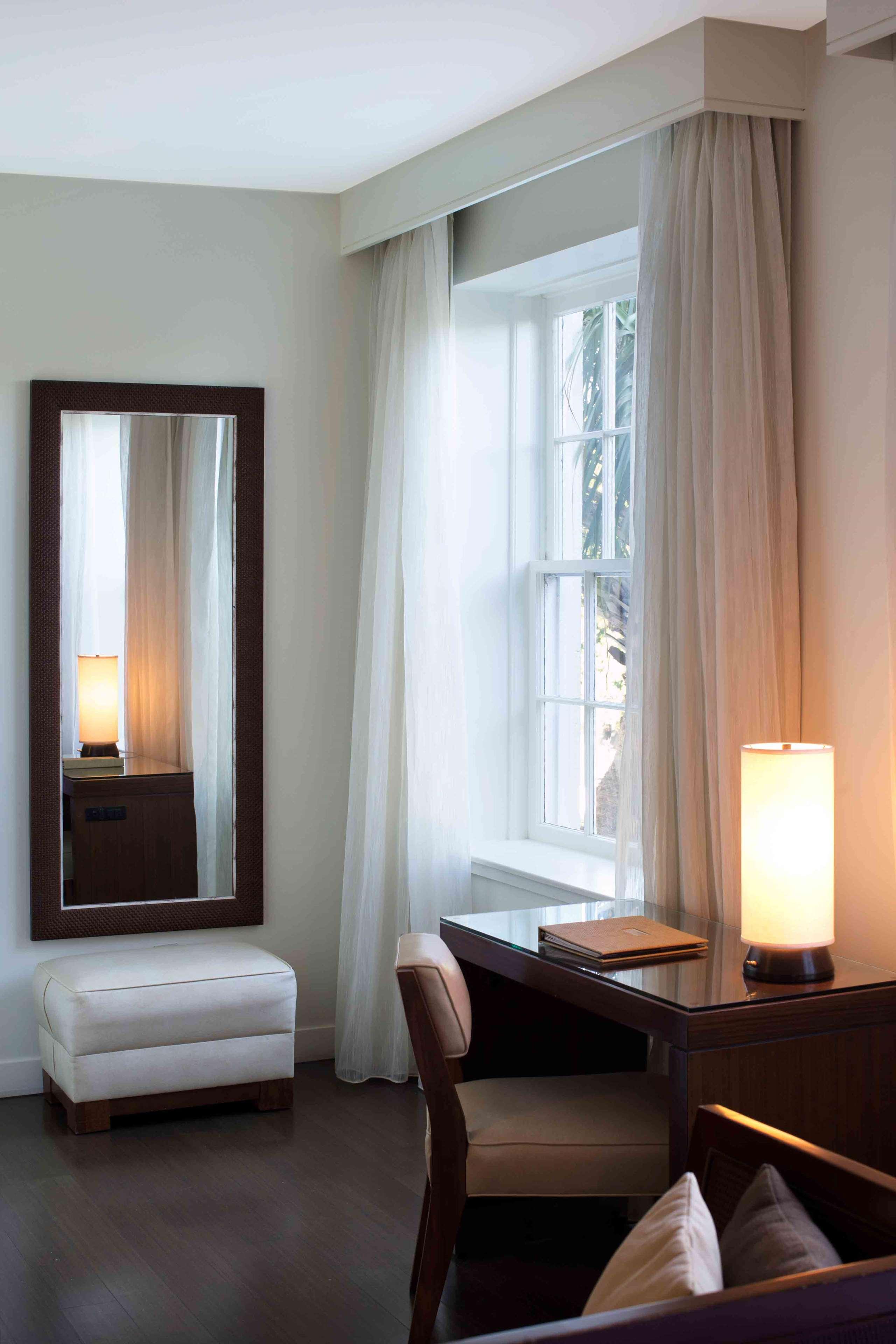 غرفة بسريرين مزدوجين، Casa Marina Key West, Curio Collection by Hilton 2/2