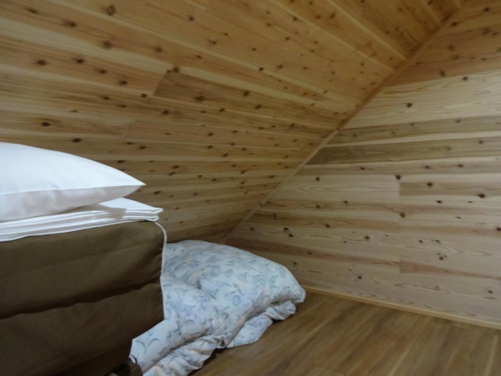 Guest House Bunk 22/47
