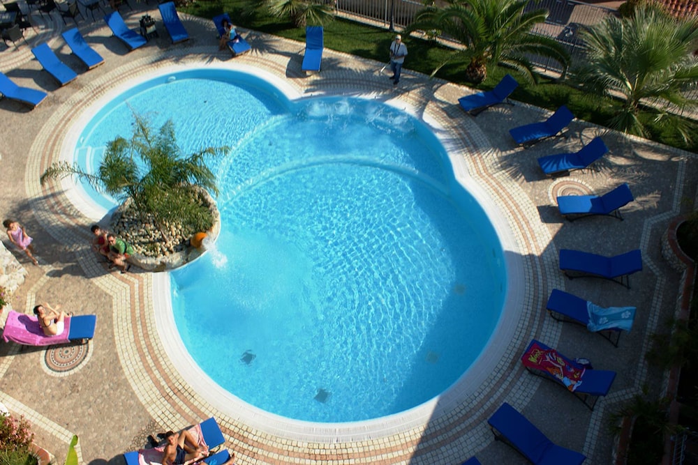 Hotel Village Eden 7/71