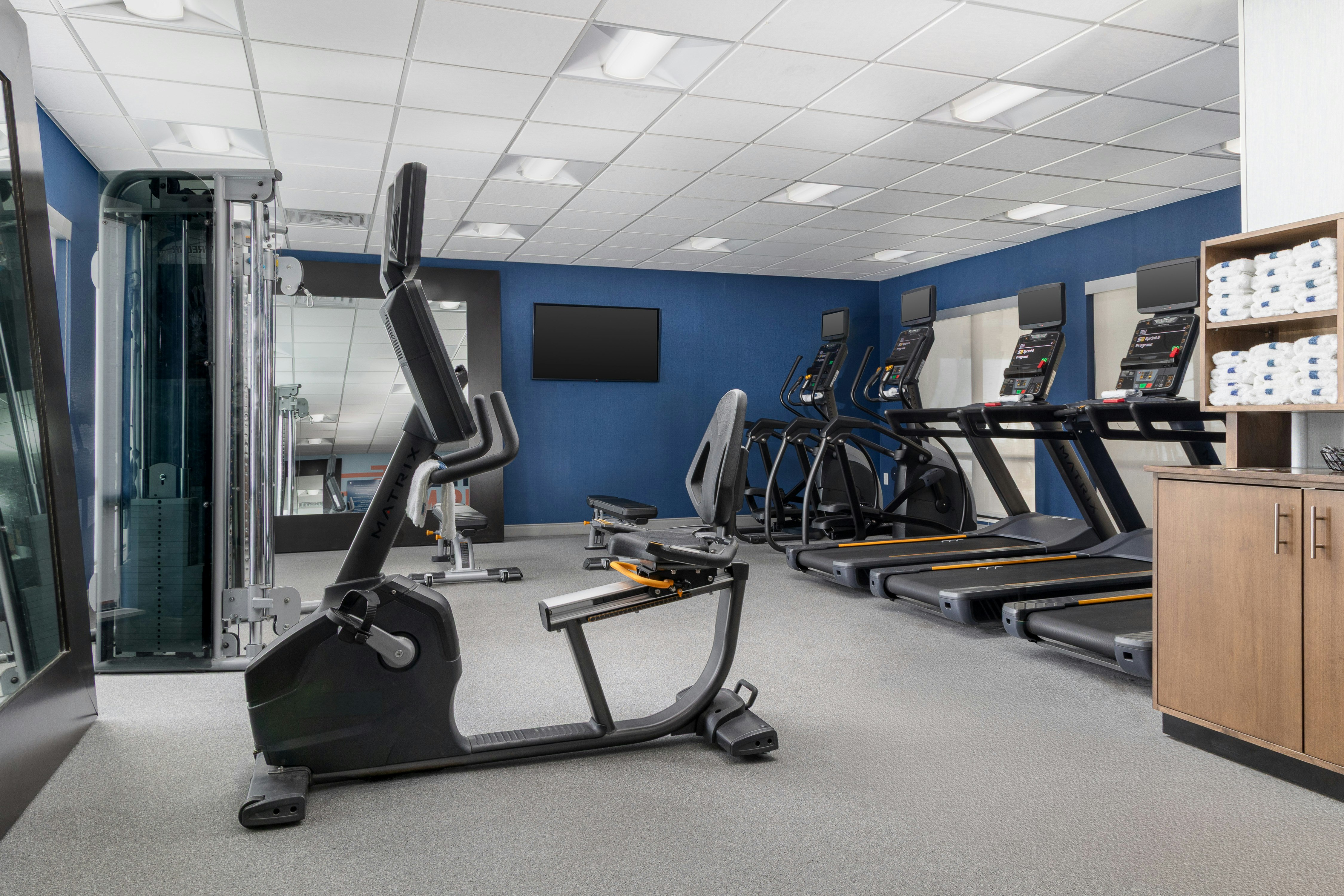 Hampton Inn and Suites Niles Warren OH 45/77