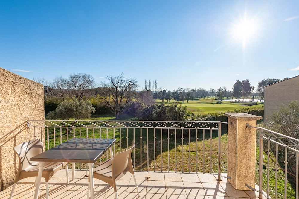 Residhotel Grand Avignon 3/54