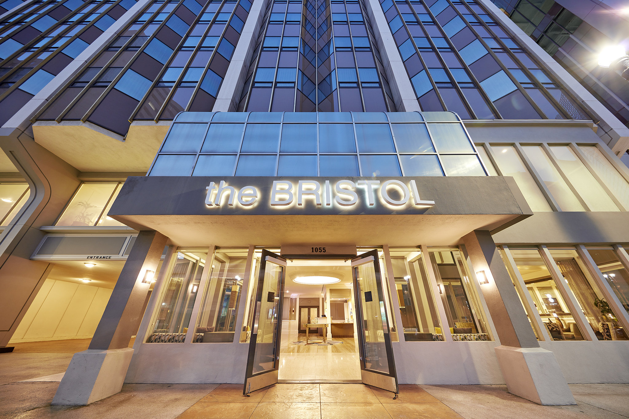 The Bristol Hotel - San Diego 2/58