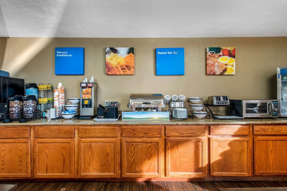 Comfort Inn Denver Southeast Area 27/34