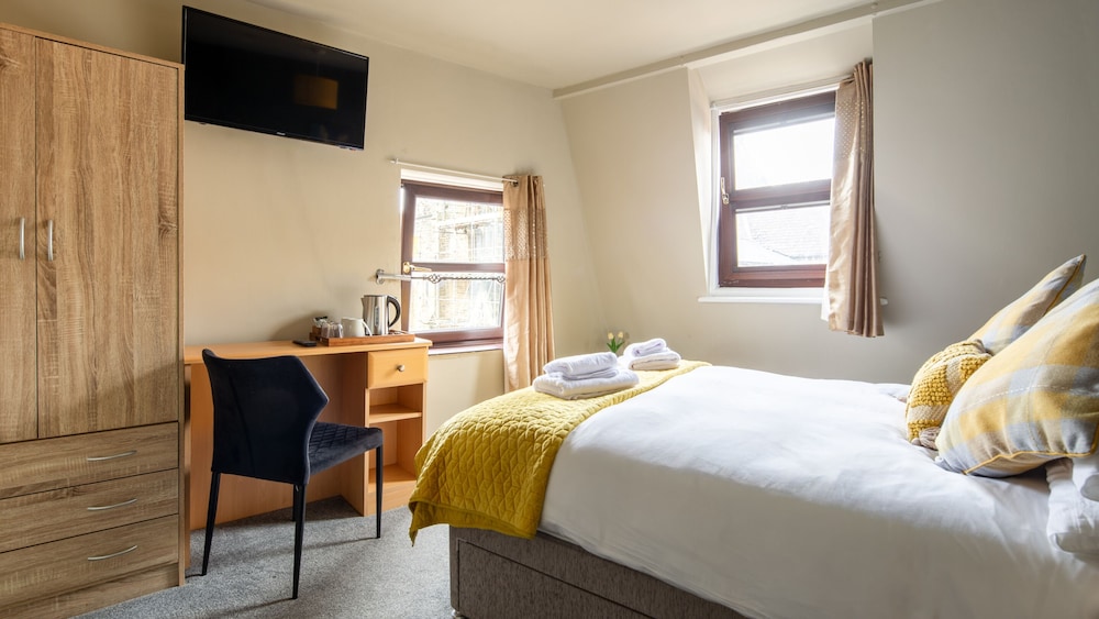 The Granby Hotel 4/49