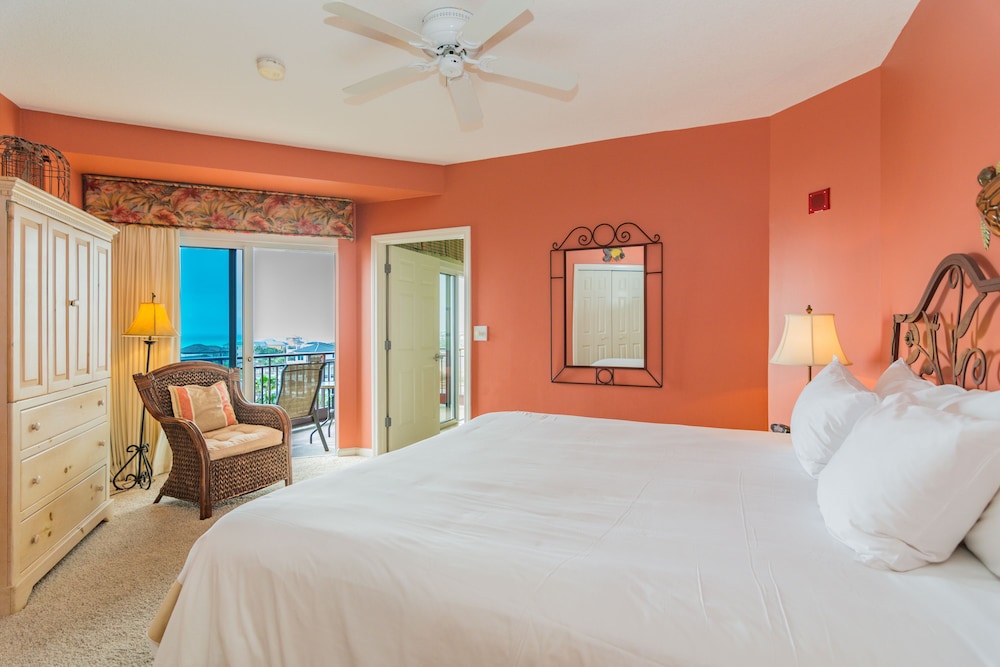 2 Bedrooms, West Wing, 2 King Beds, Gulf View