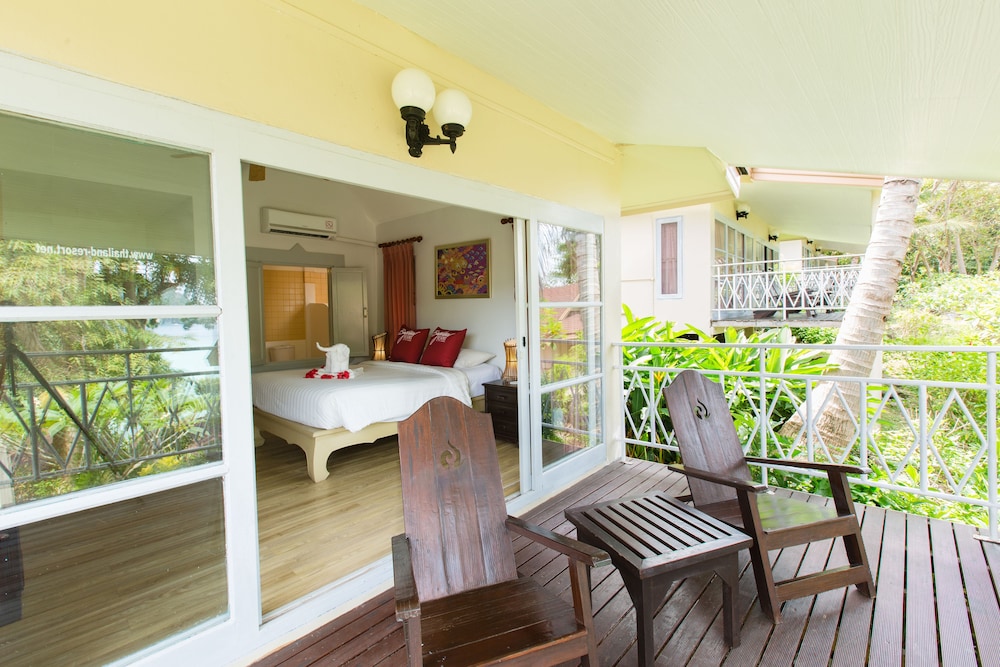 Bay View Resort Koh Phi Phi 52/74