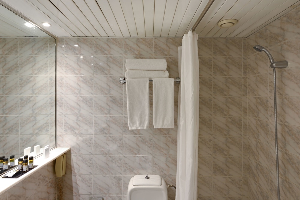 Titania Hotel 22/48
