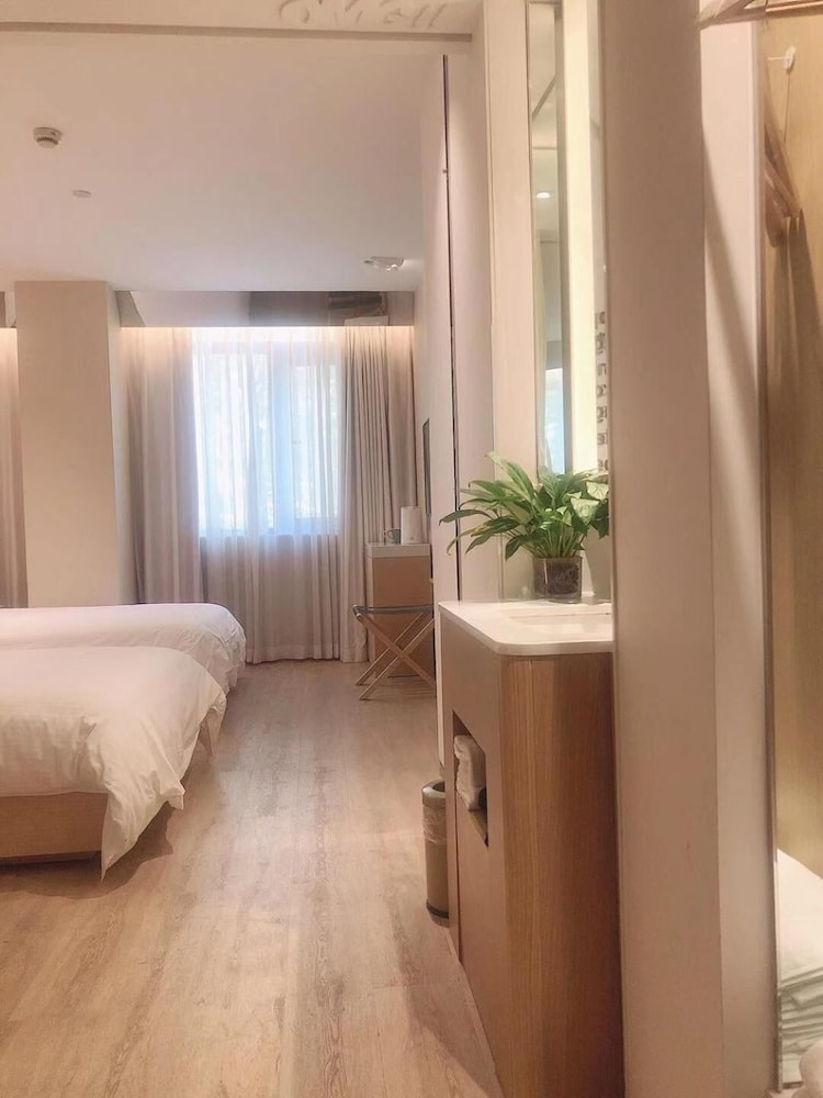 Gold Star Hotel Nanjing 18/30