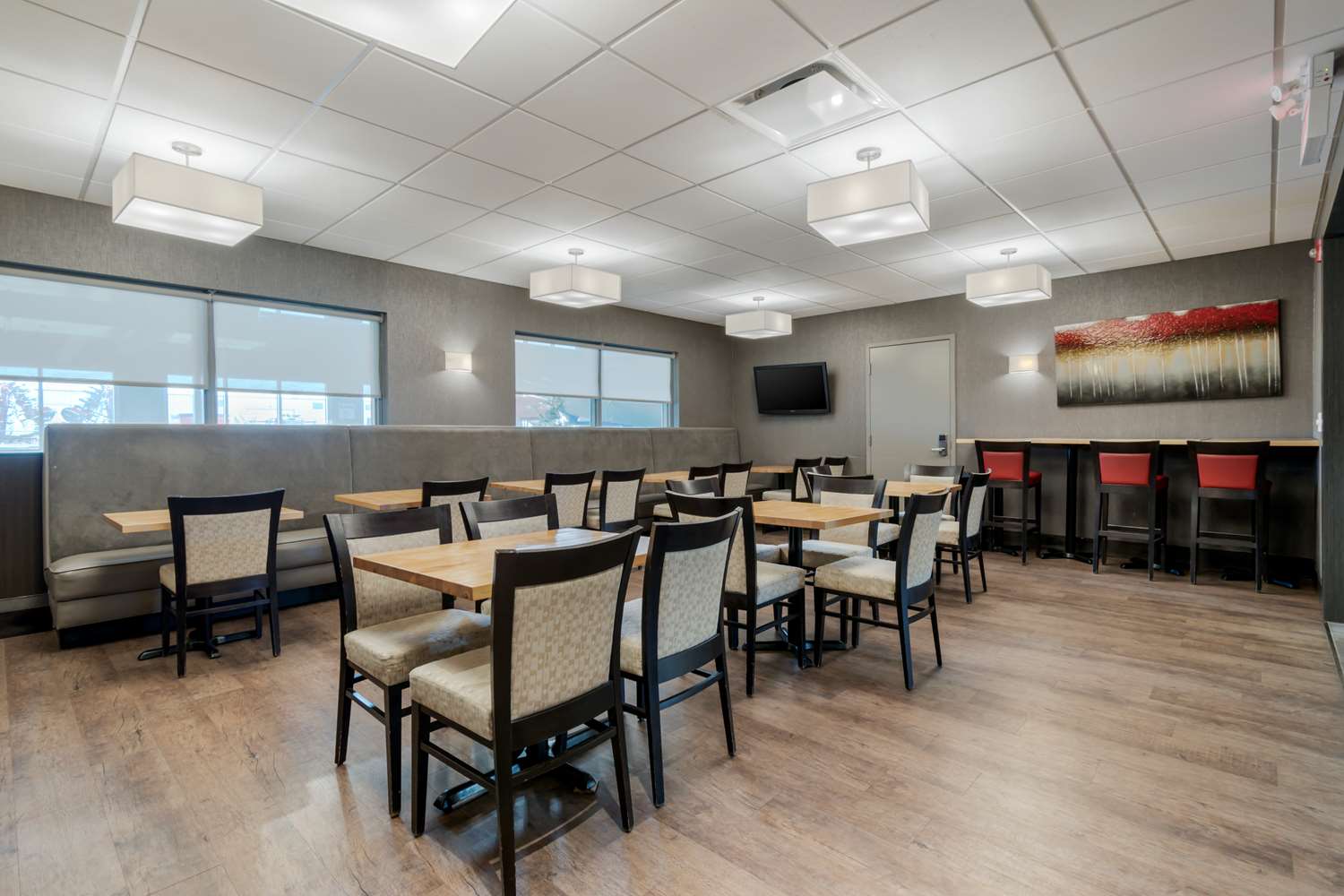 Best Western Plus Eastgate Inn Suites 14/27