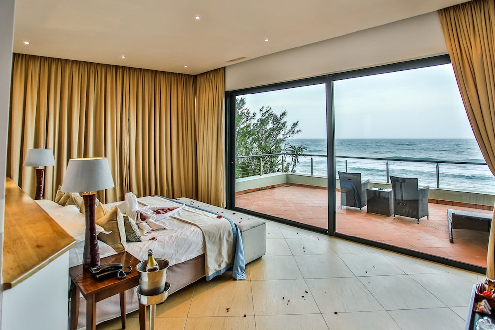 Canelands Beach Club 17/50