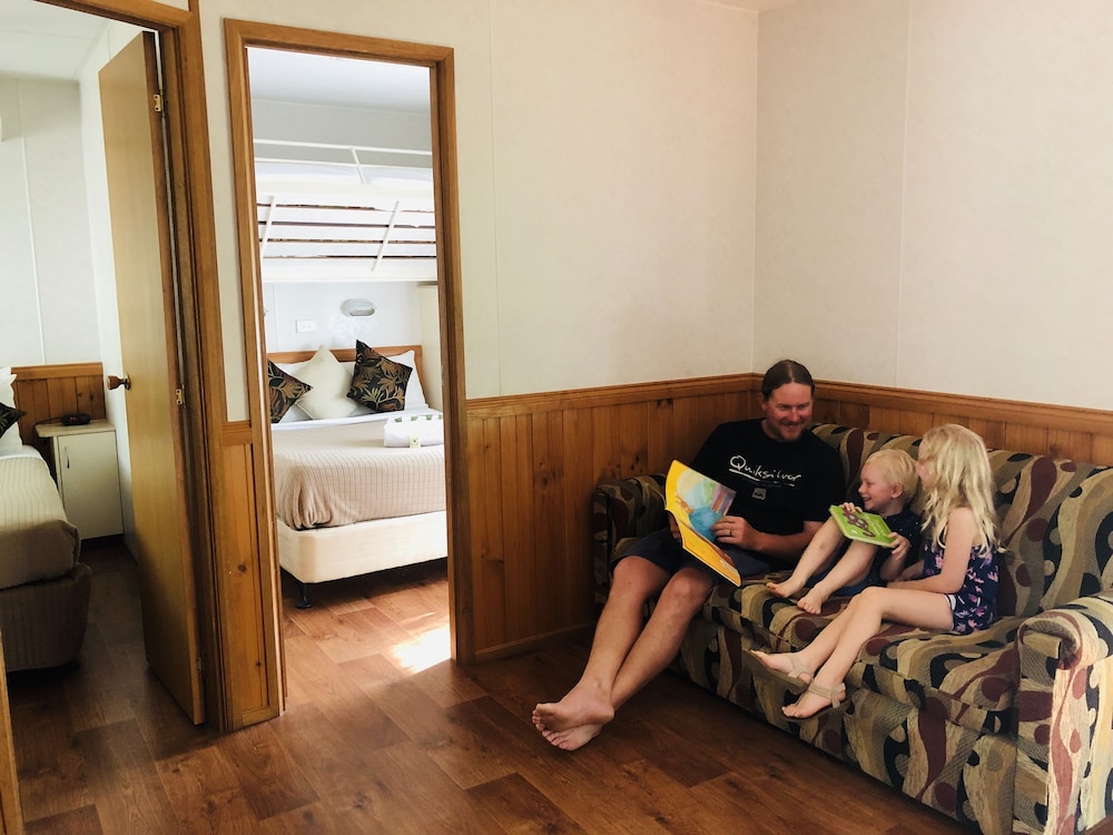 Nitmiluk Chalets 29/43