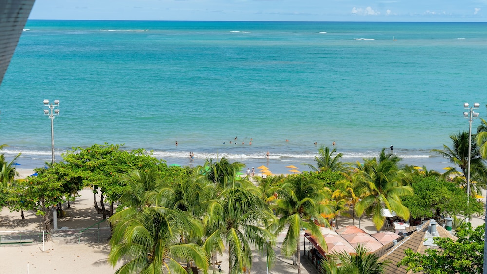 Praia Hotel Enseada 57/63
