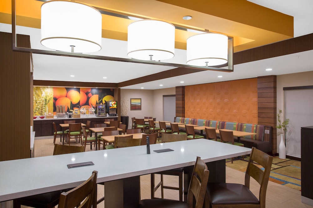 Fairfield Inn & Suites By Marriott Santa Fe 35/48