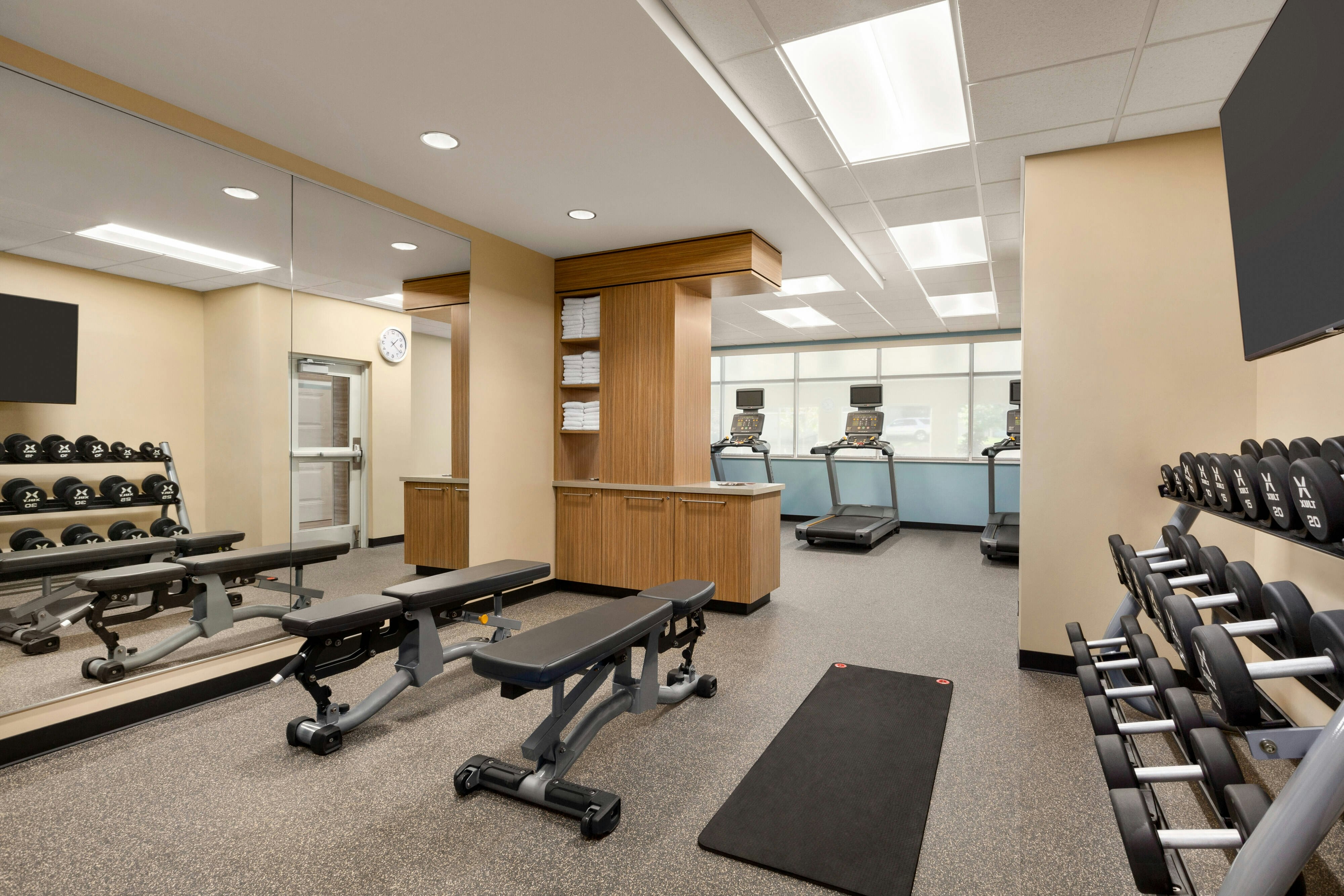 TownePlace Suites by Marriott Cedar Rapids Marion 11/20