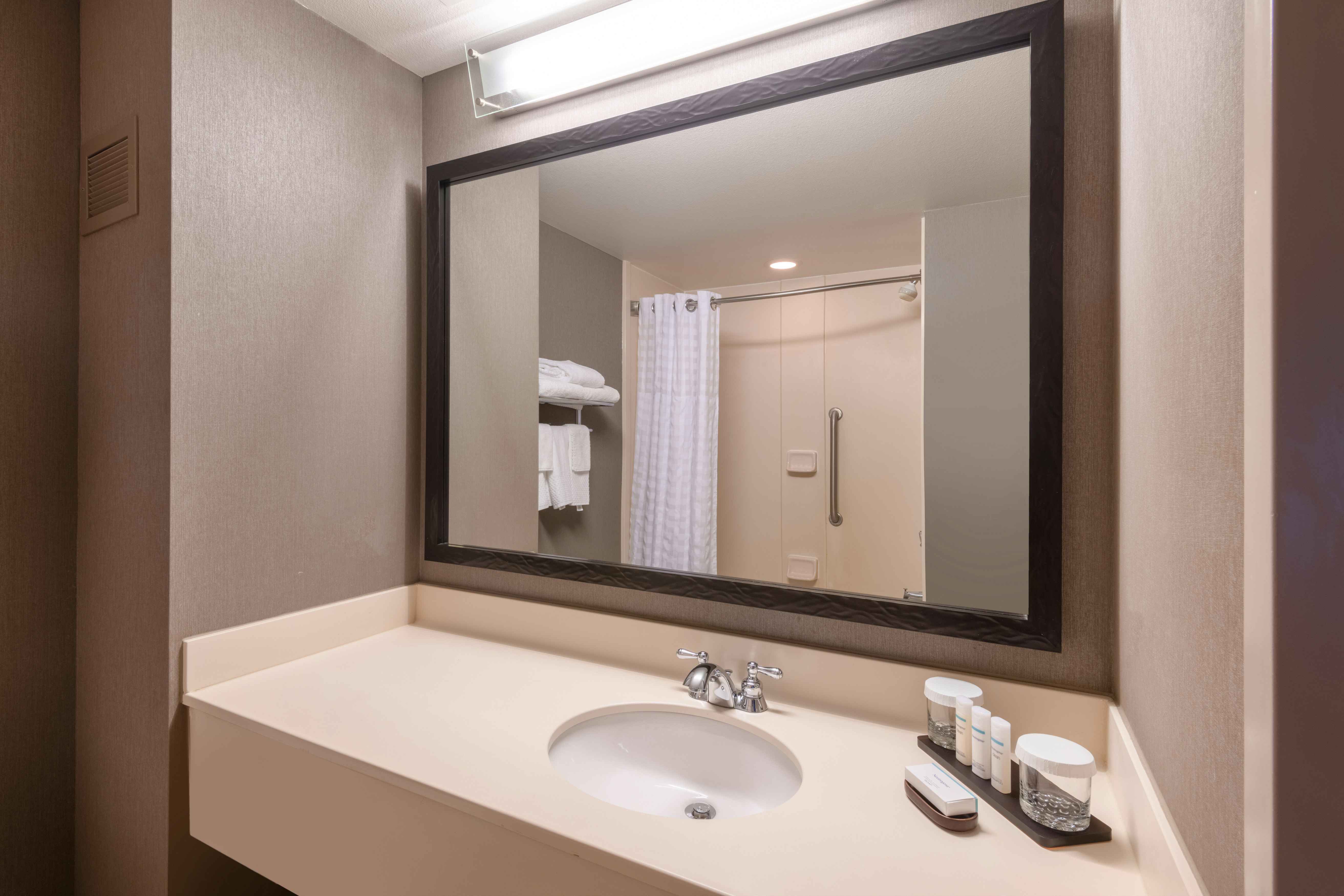 Premium, Suite, King Bed, Corner
