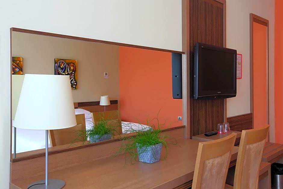 Hotel Kras 51/61