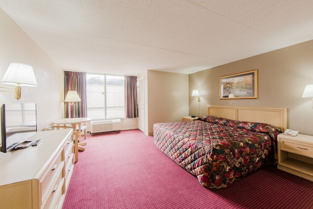Green Valley Motel 18/53