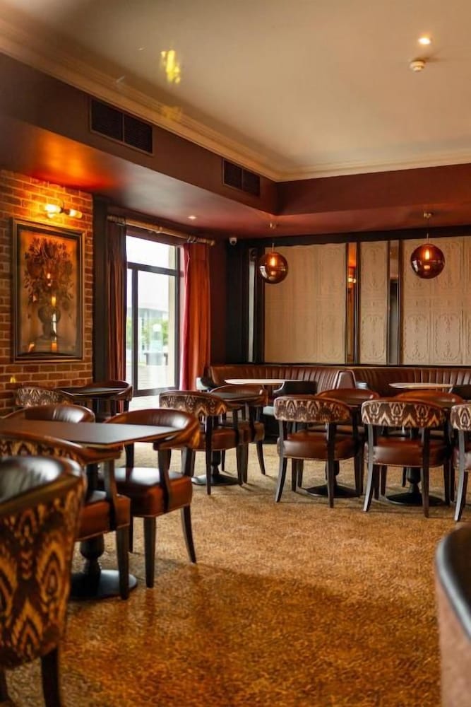 Talbot Hotel Carlow 35/50