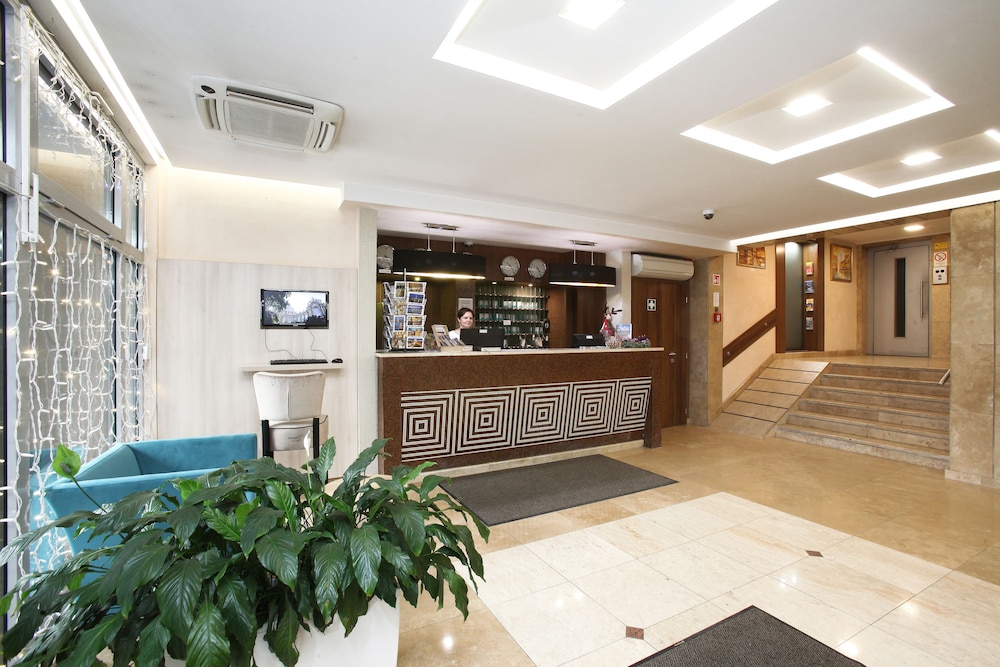 Medos Hotel Budapest 8/50