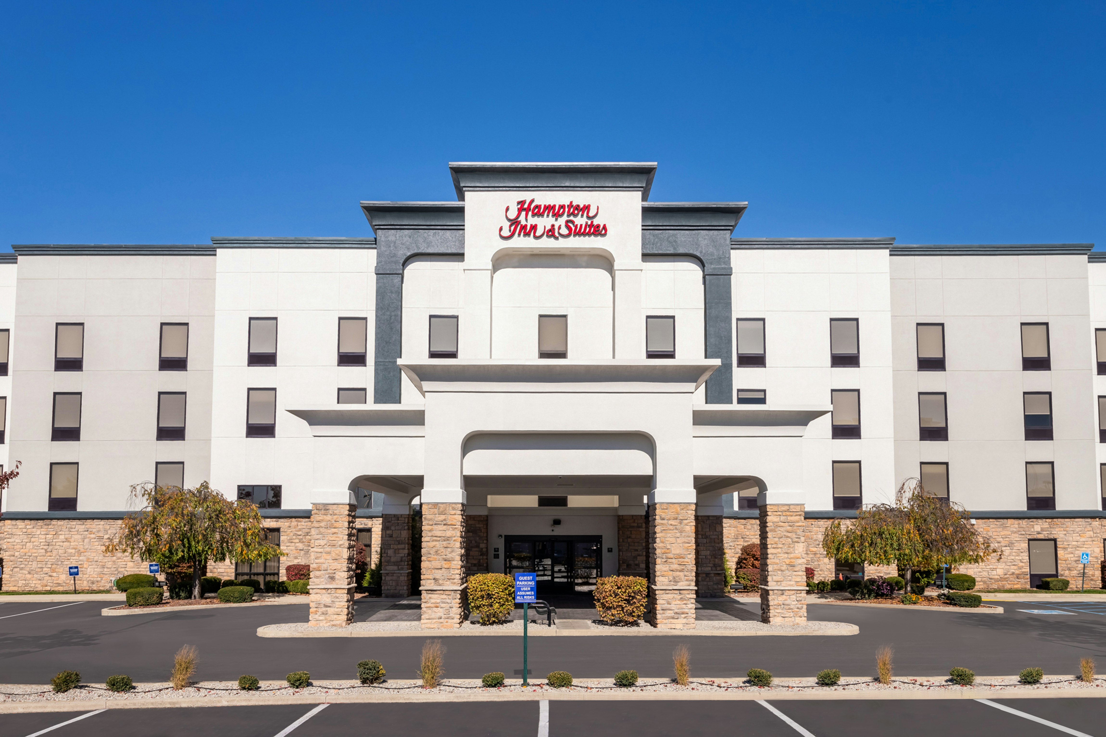 Hampton Inn Suites Richmond 3/50