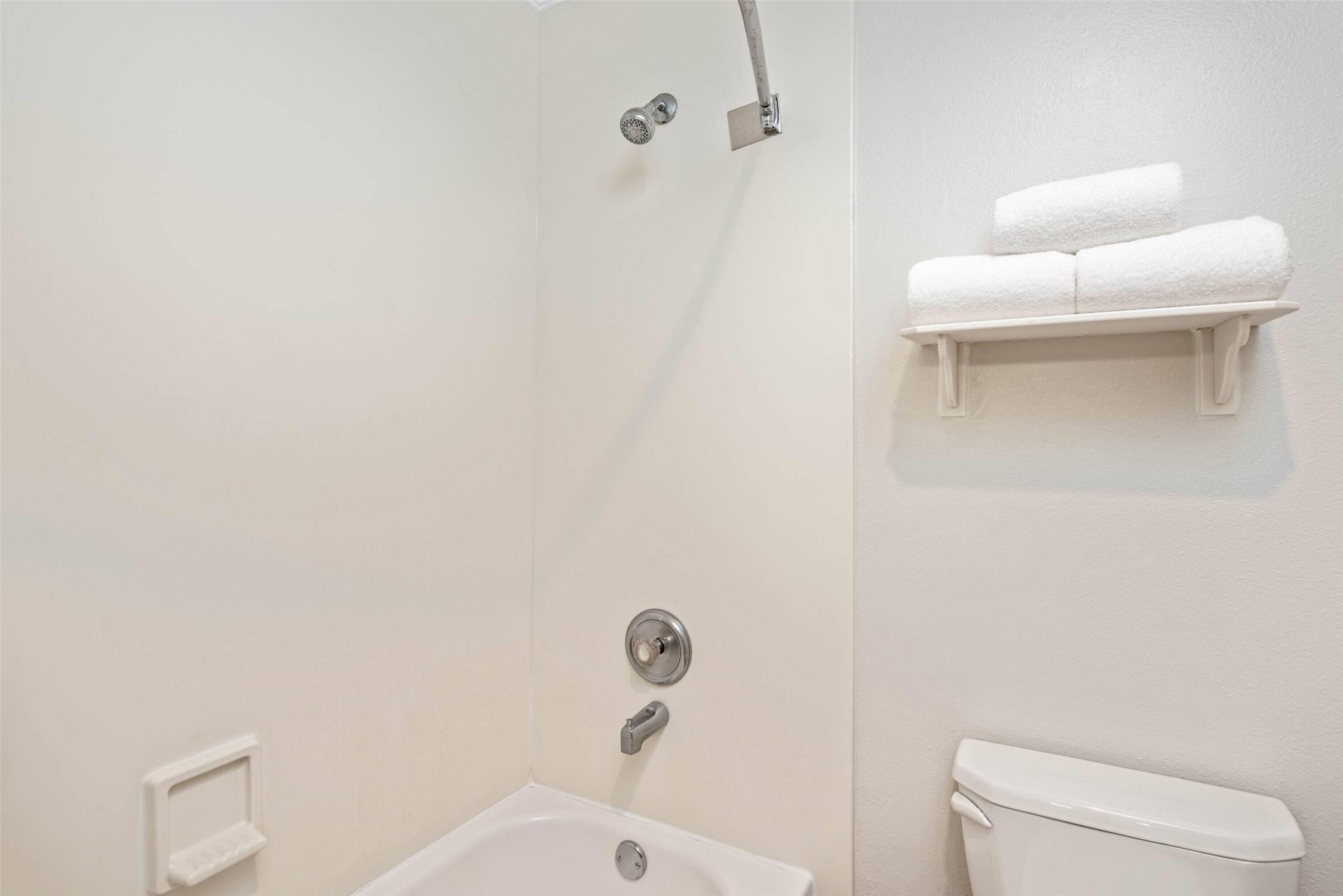 La Quinta Inn & Suites by Wyndham Baton Rouge Siegen Lane 50/55
