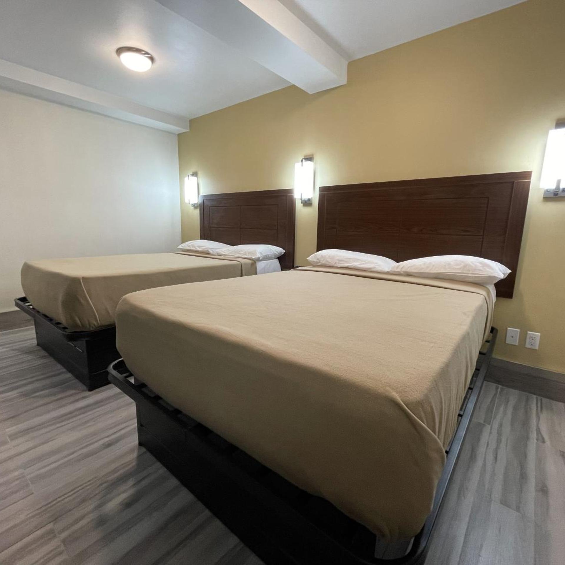 Hotel 369 Brooklyn 10/19
