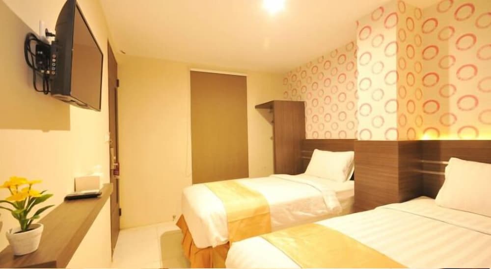 SUPERIOR, TWIN BEDS
