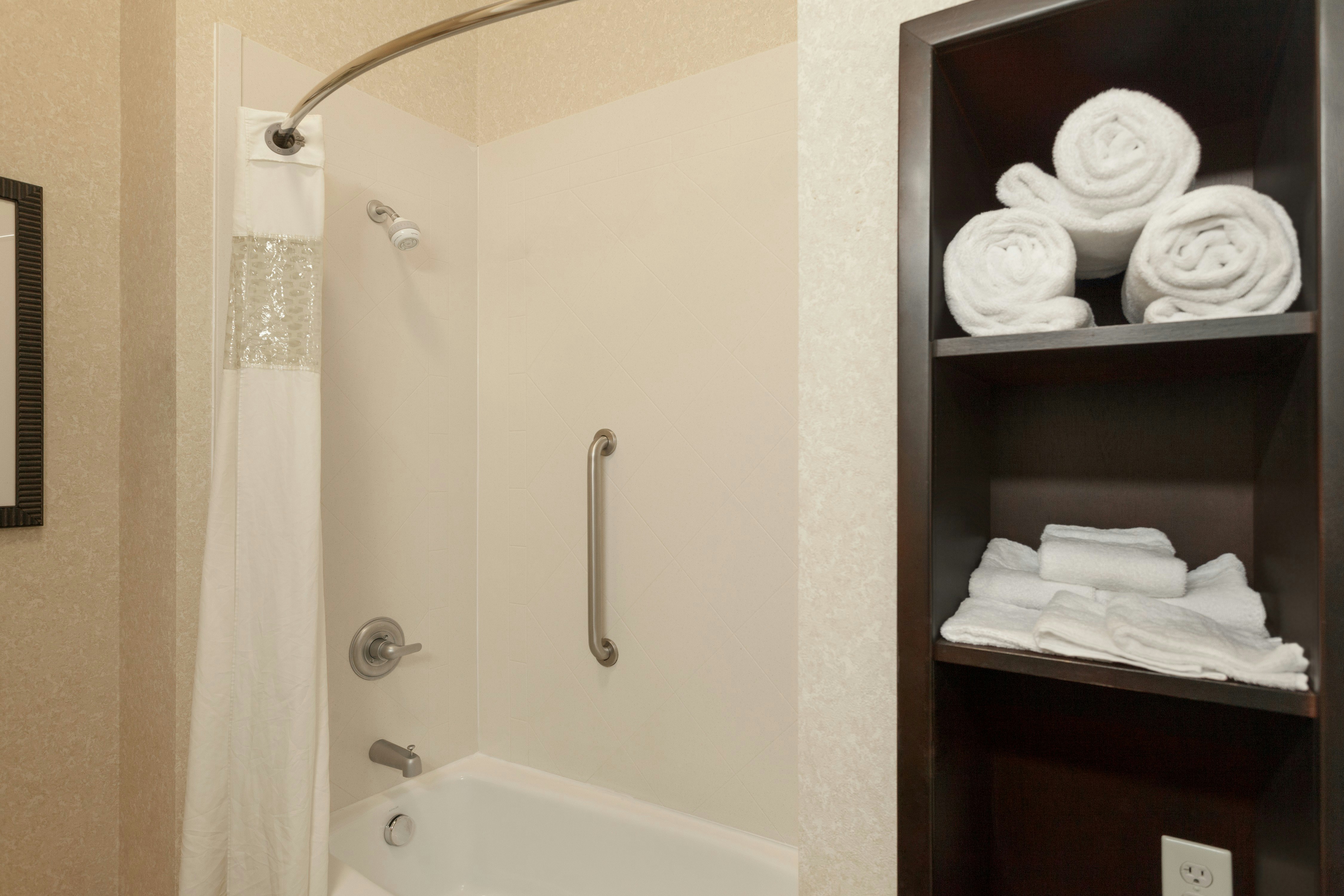 Hampton Inn Detroit/Roseville 19/20