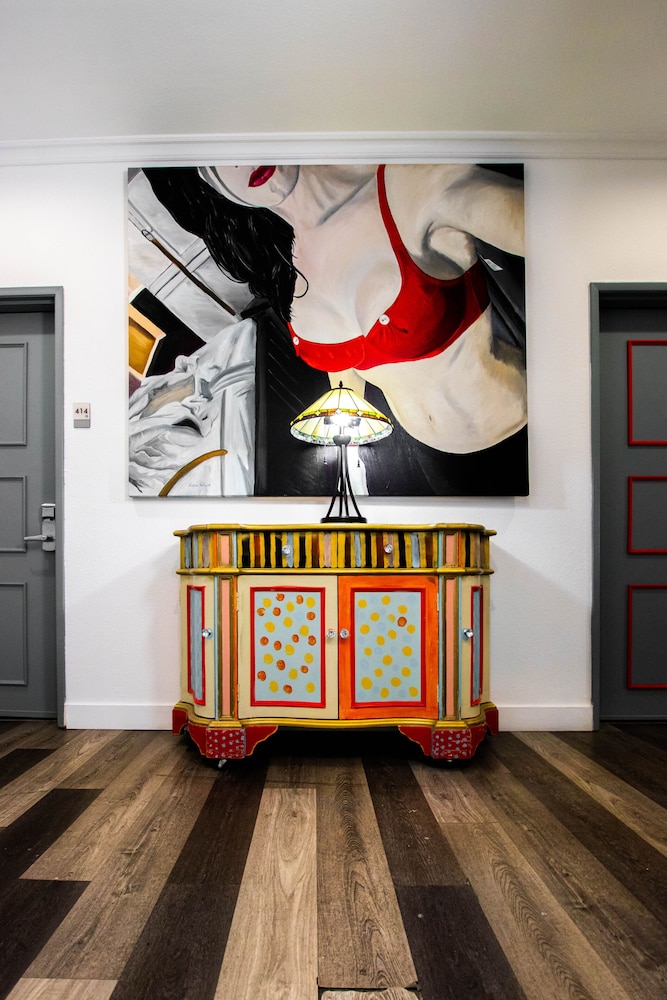 Urban Boutique Hotel 15/82