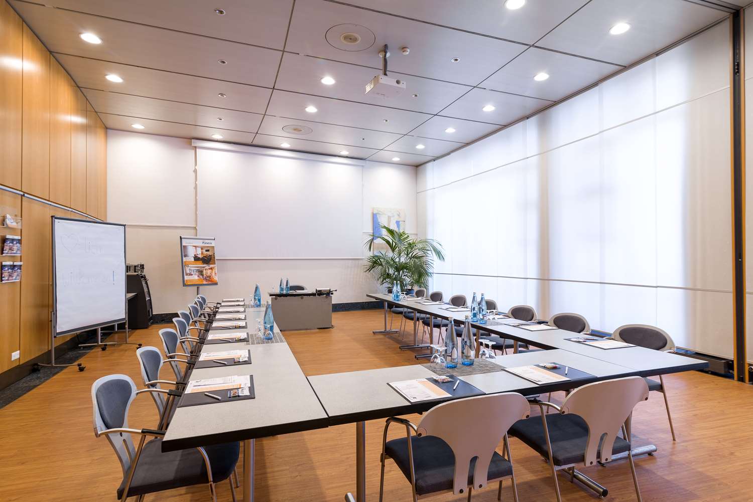 Best Western Plus Palatin Kongress Hotel 66/75