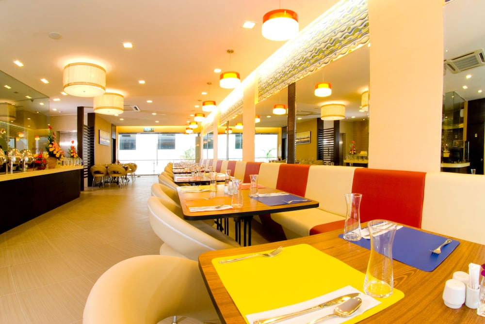 CELYN HOTEL CITY MALL 27/37