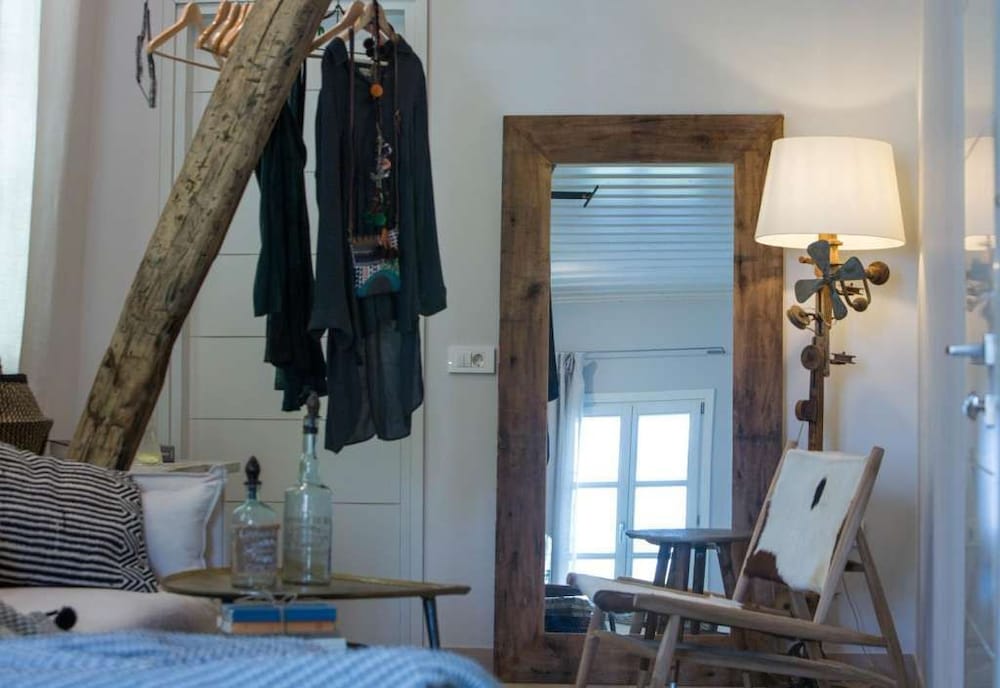 Amymone Suites 39/50
