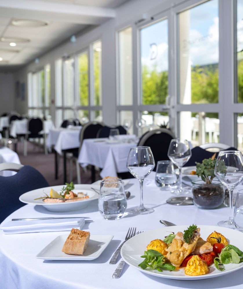 Golden Tulip La Baule 64/79