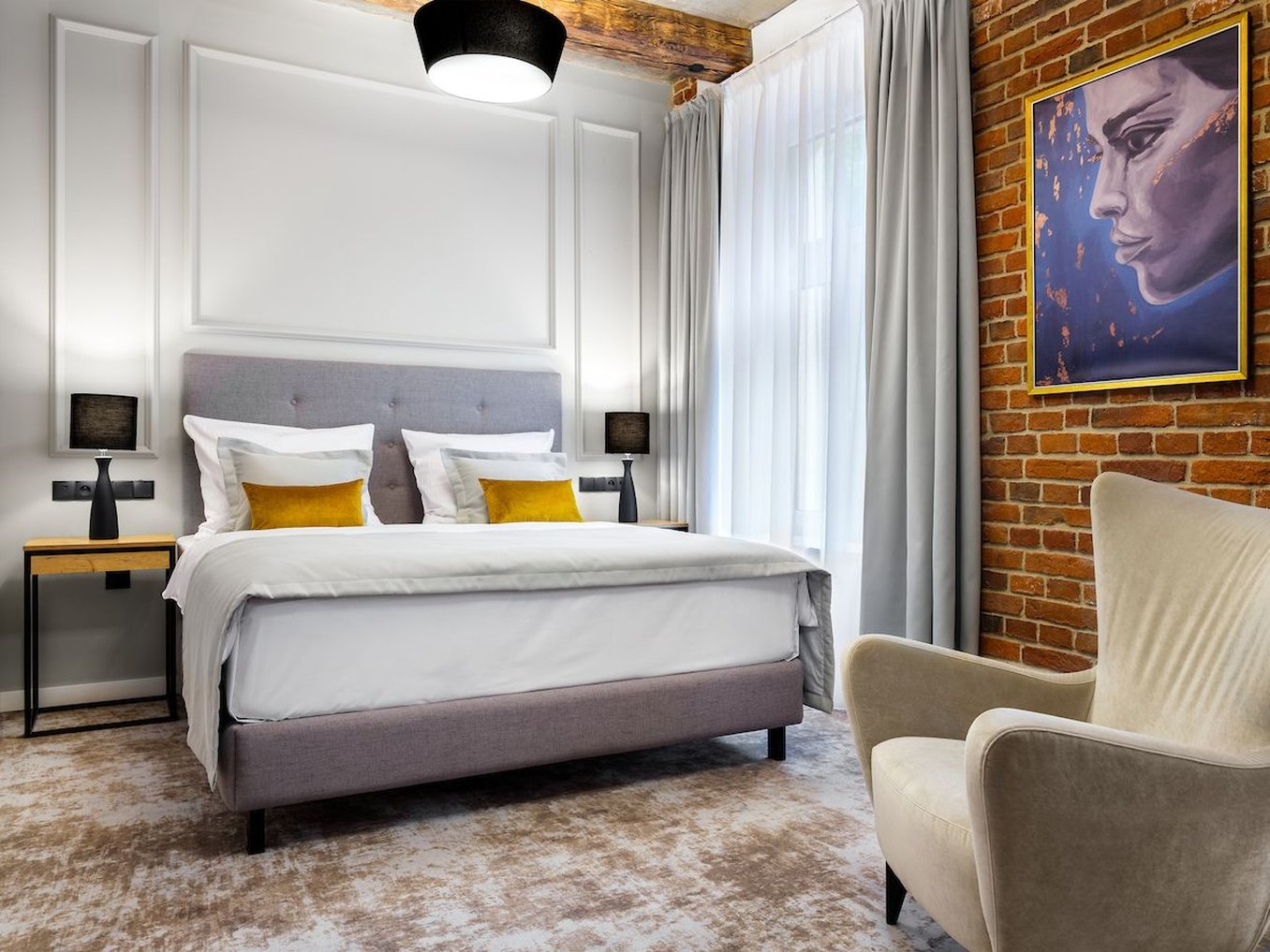 SUPERIOR, DOUBLE BED